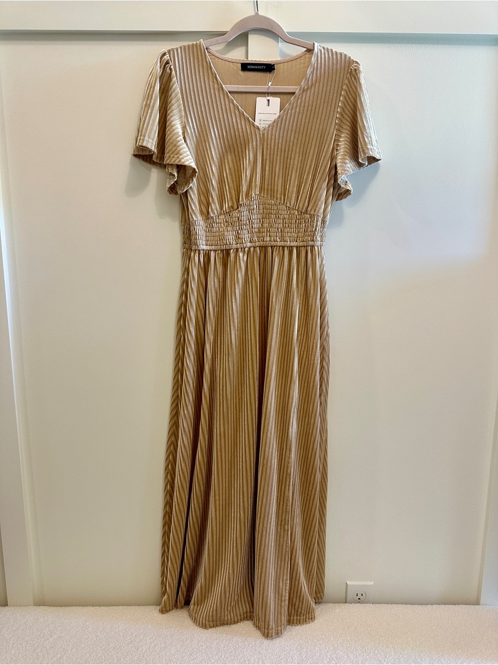 NWT Merokeety Champagne Velvet Flutter Sleeve Slit Maxi Dress S